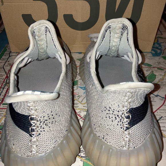 Yeezy Boost 350 V2 Slate - Picture 4 of 8